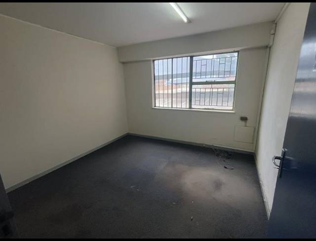 INDUSTRIAL PROPERTY TO RENT IN ROBERTVILLE